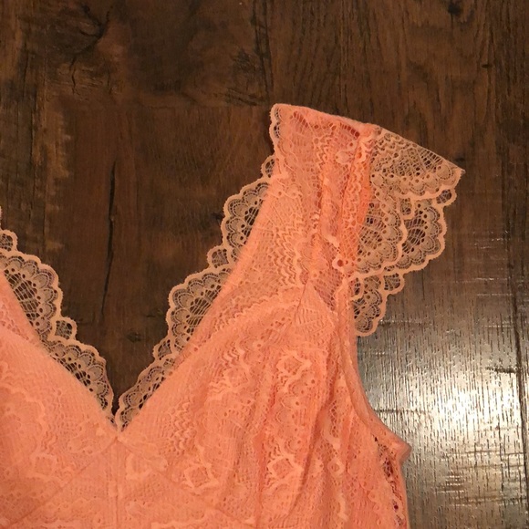 NWOT Lace peach bodysuit - Picture 4 of 13